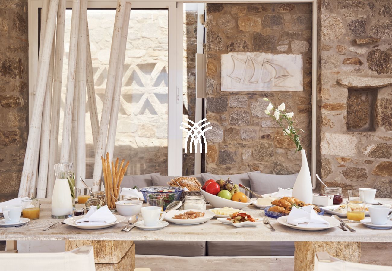 Villa in Mykonos - Petrolefko