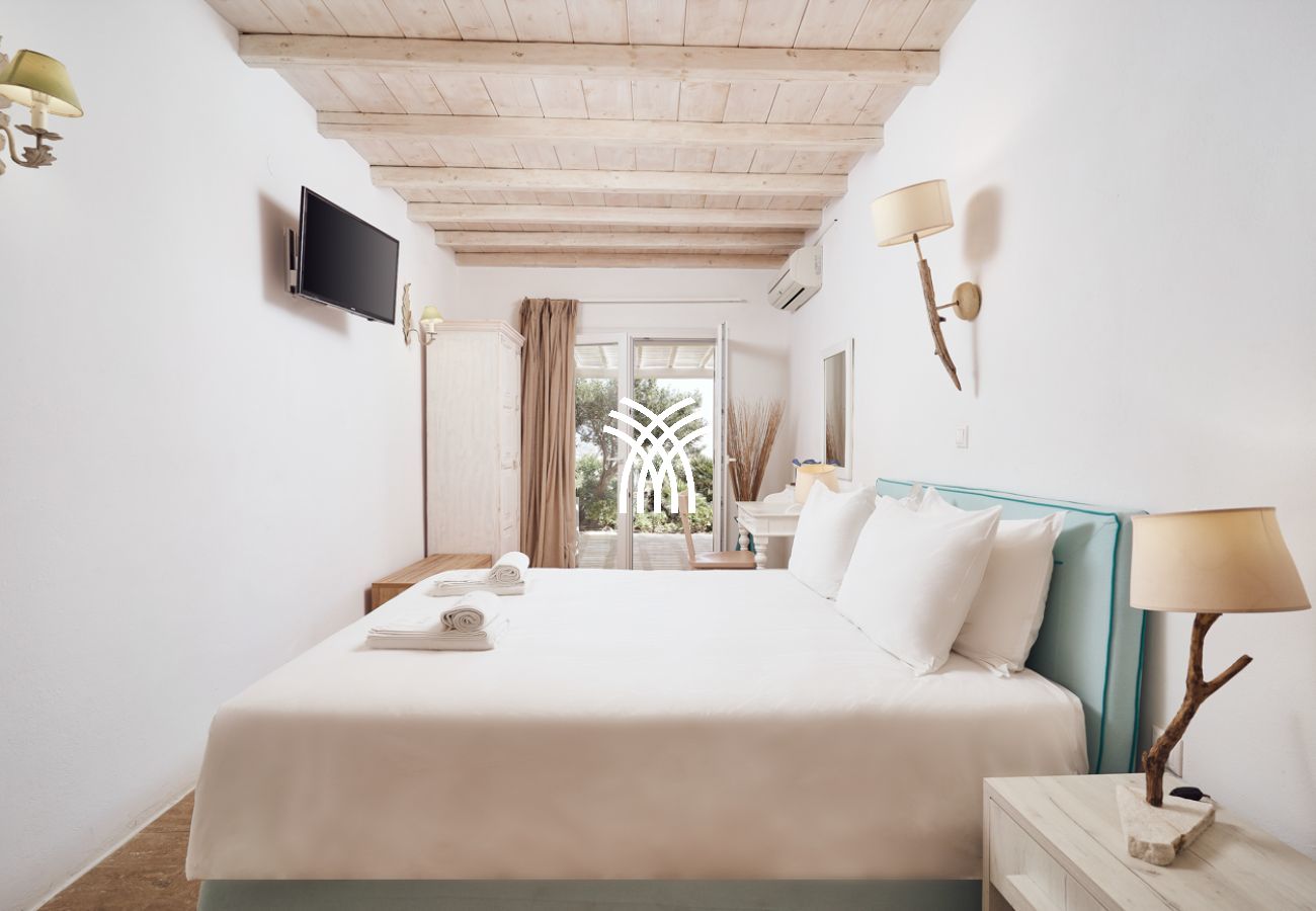 Villa in Mykonos - Petrolefko