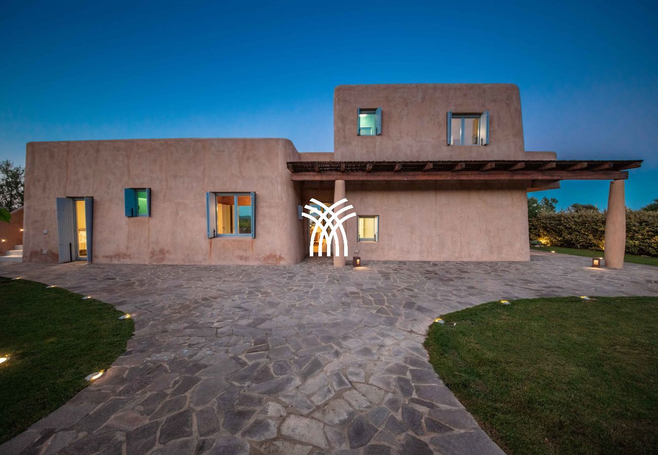 Villa in Sant’Andrea Frius - Lux