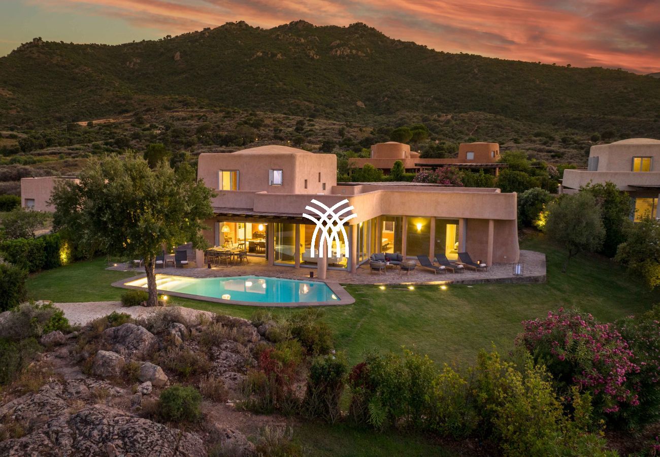 Villa in Sant’Andrea Frius - Lux