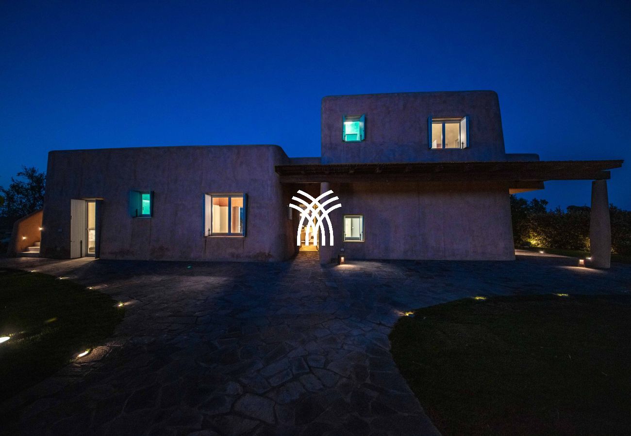 Villa in Sant’Andrea Frius - Lux