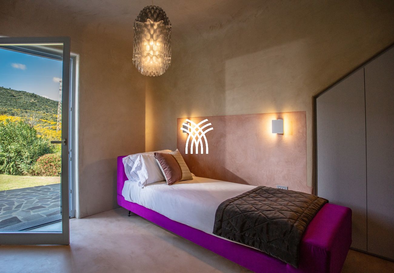 Villa in Sant’Andrea Frius - Luxi