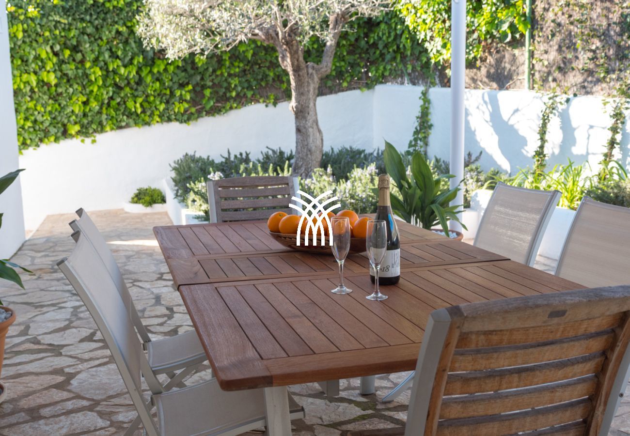 Villa in Ibiza / Eivissa - Sa Cigonya