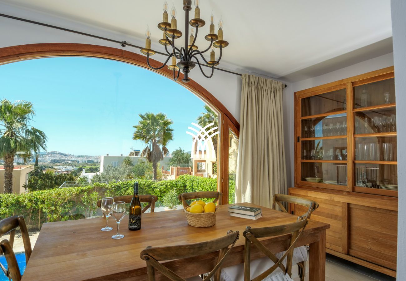 Villa in Ibiza / Eivissa - Sa Cigonya