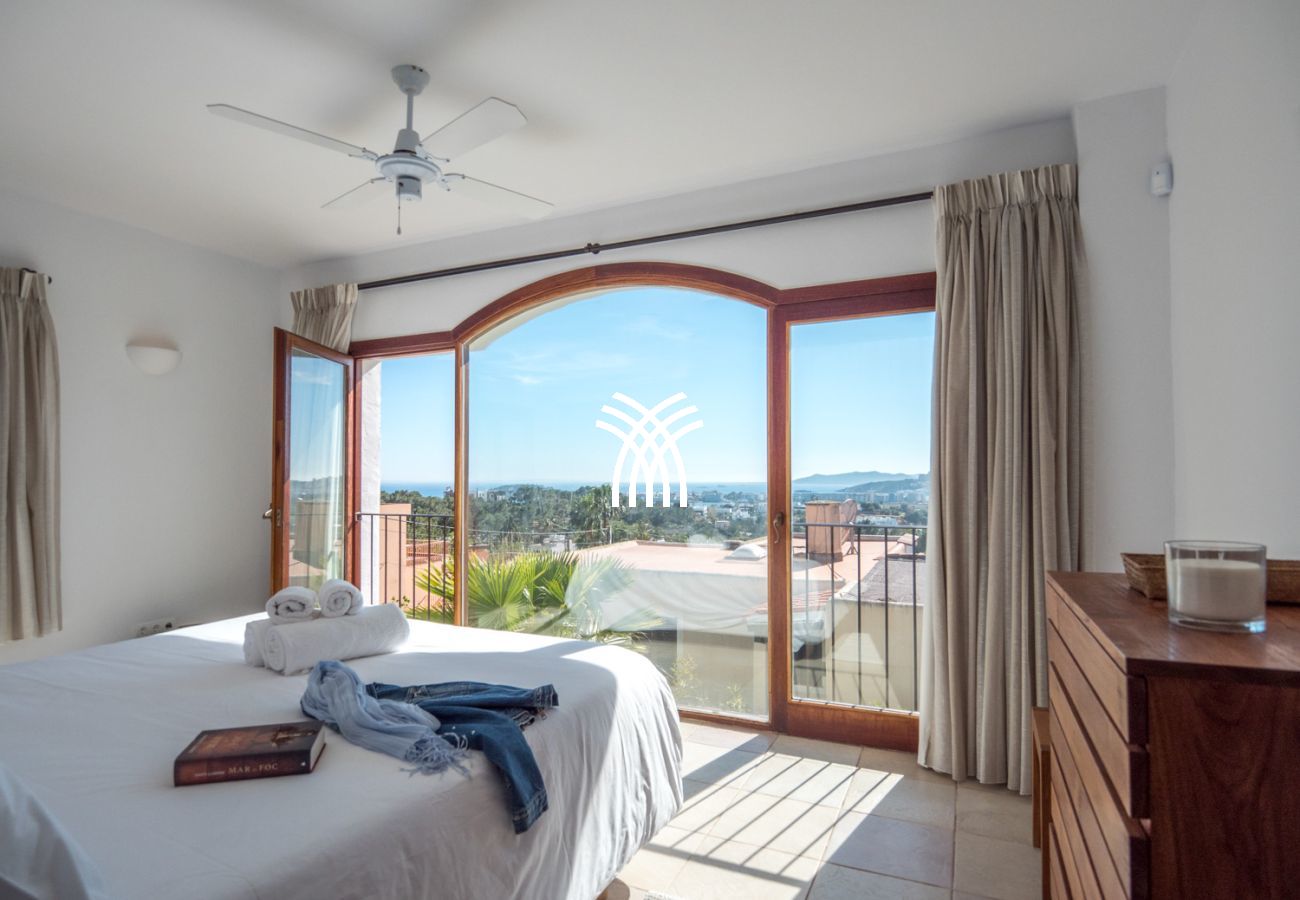 Villa in Ibiza / Eivissa - Sa Cigonya