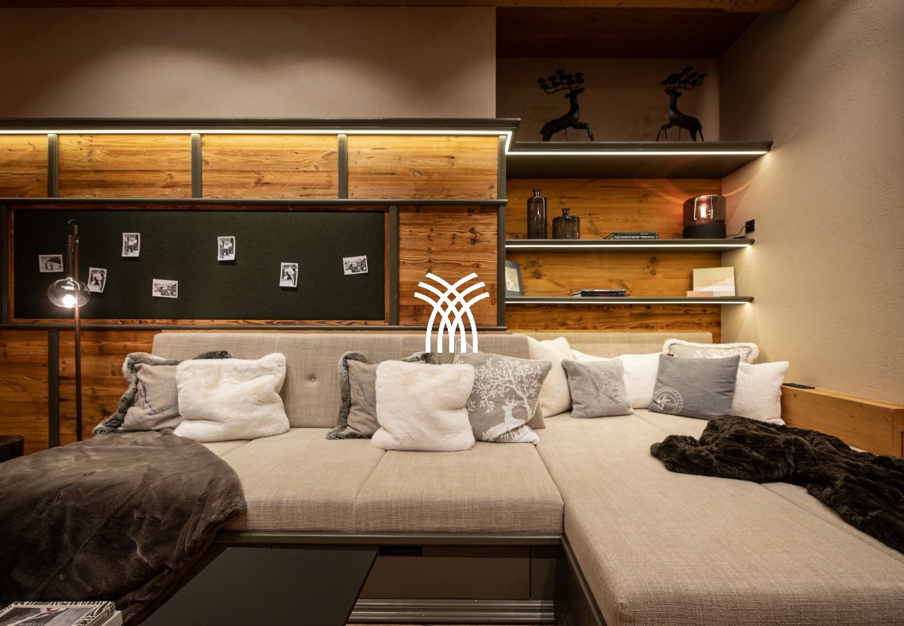 Chalet in Lech - Falcon