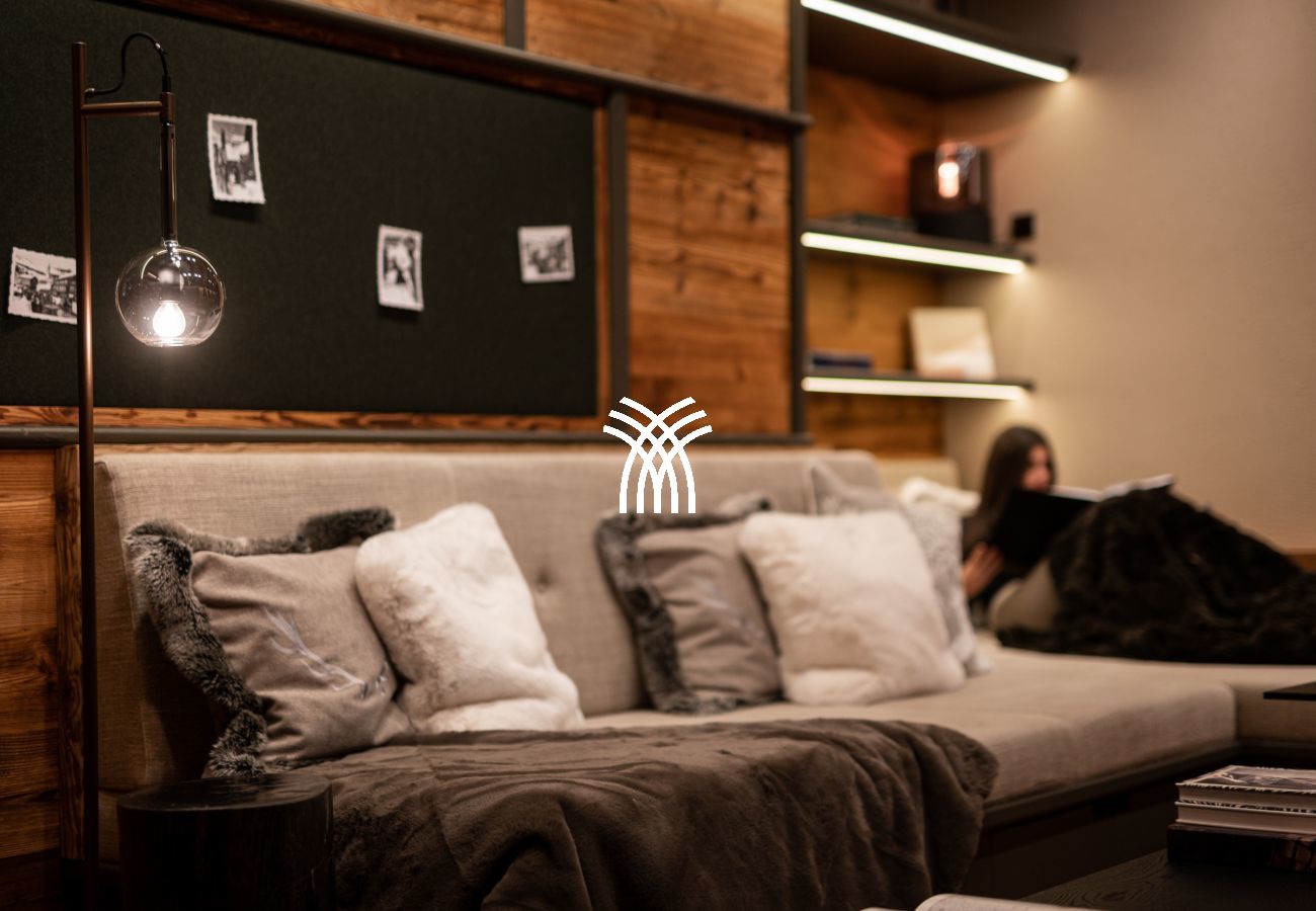 Chalet in Lech - Falcon