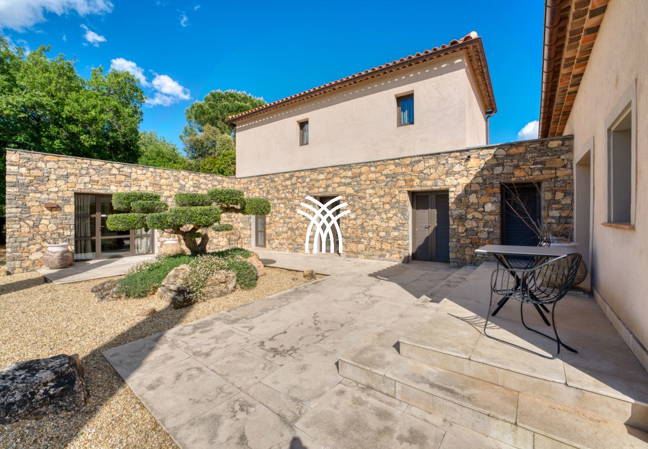 Villa in Tourves - Bastide Julienne
