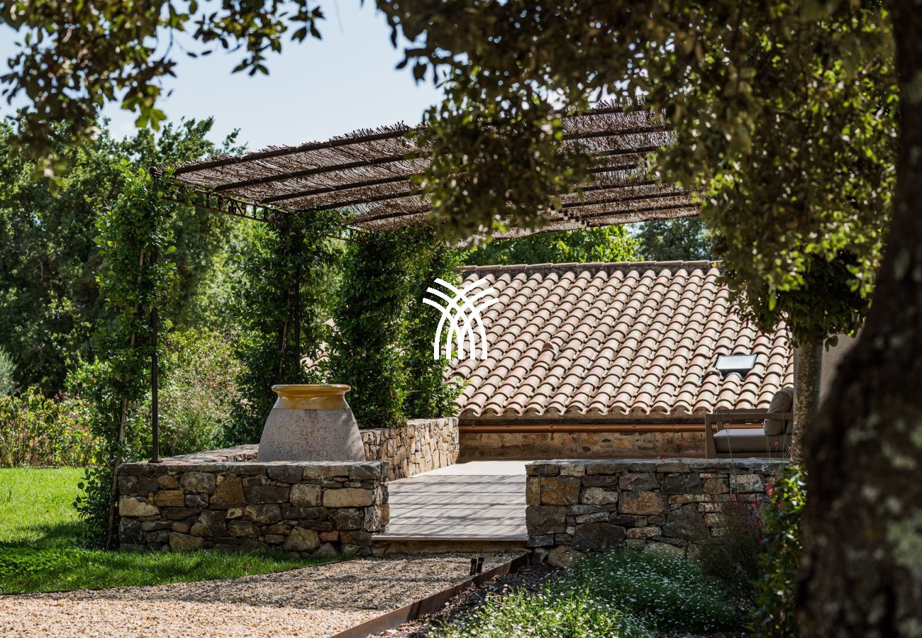Villa in Tourves - Bastide Julienne
