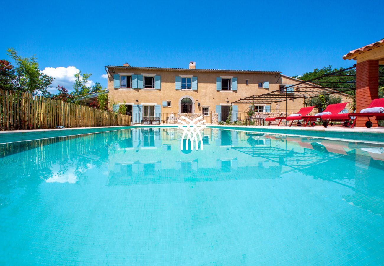 Villa in Saint Remy de Provence - Bergerie Aquino