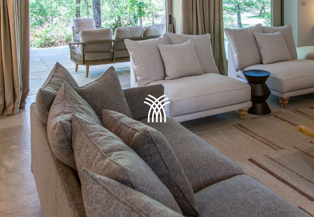 Villa in Saint Remy de Provence - Bergerie Aquino