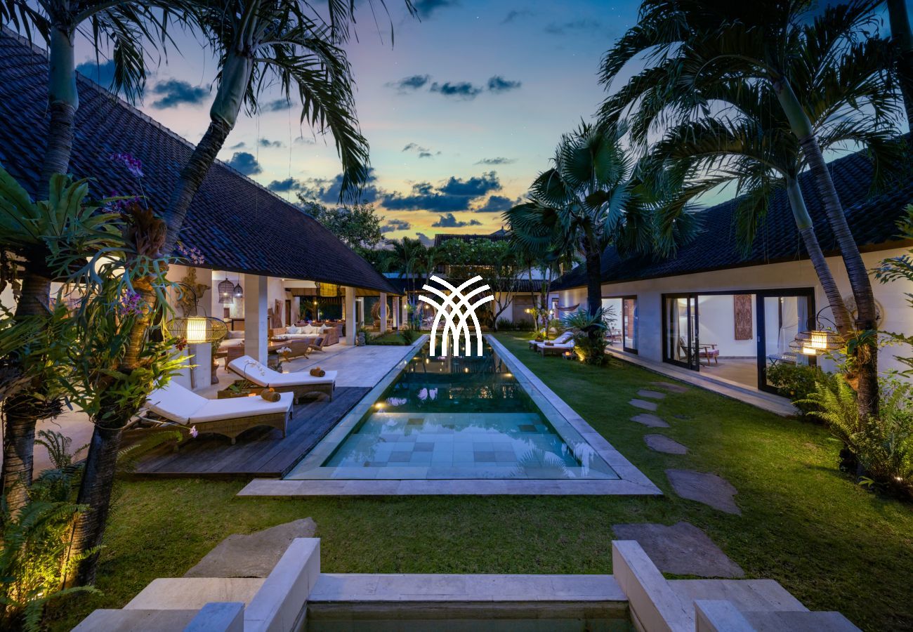 Villa in Pecatu - Abaca Nyoman