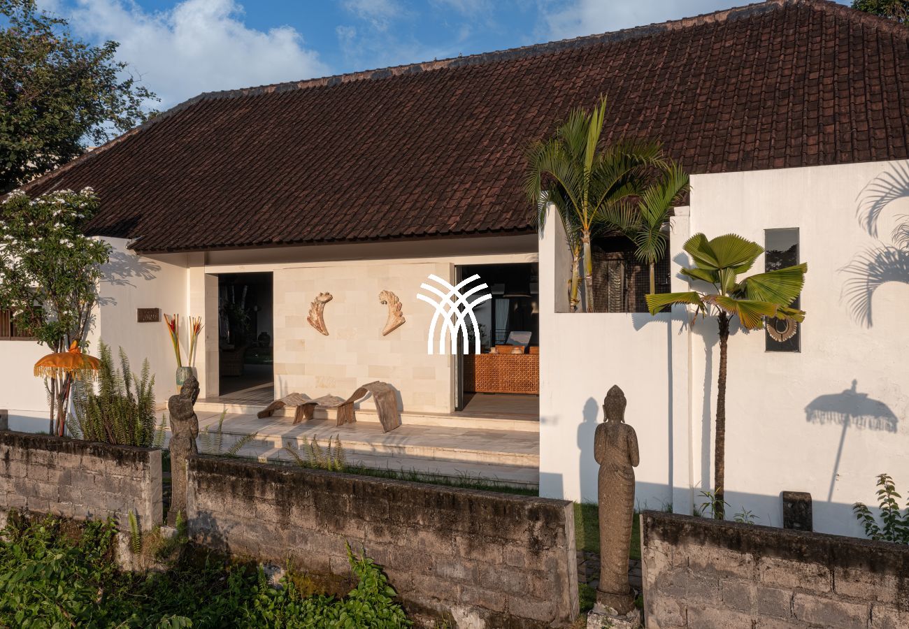 Villa in Pecatu - Abaca Nyoman