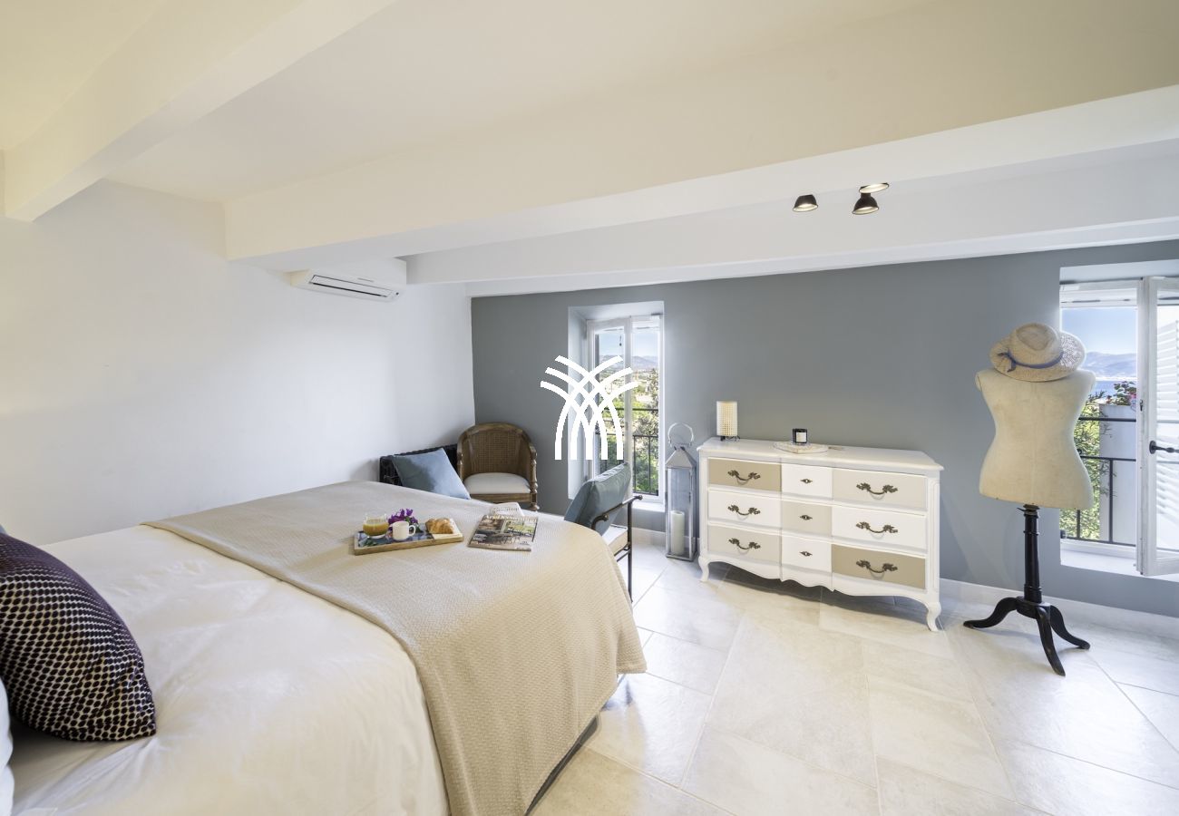 Villa in Antibes - Mayflower