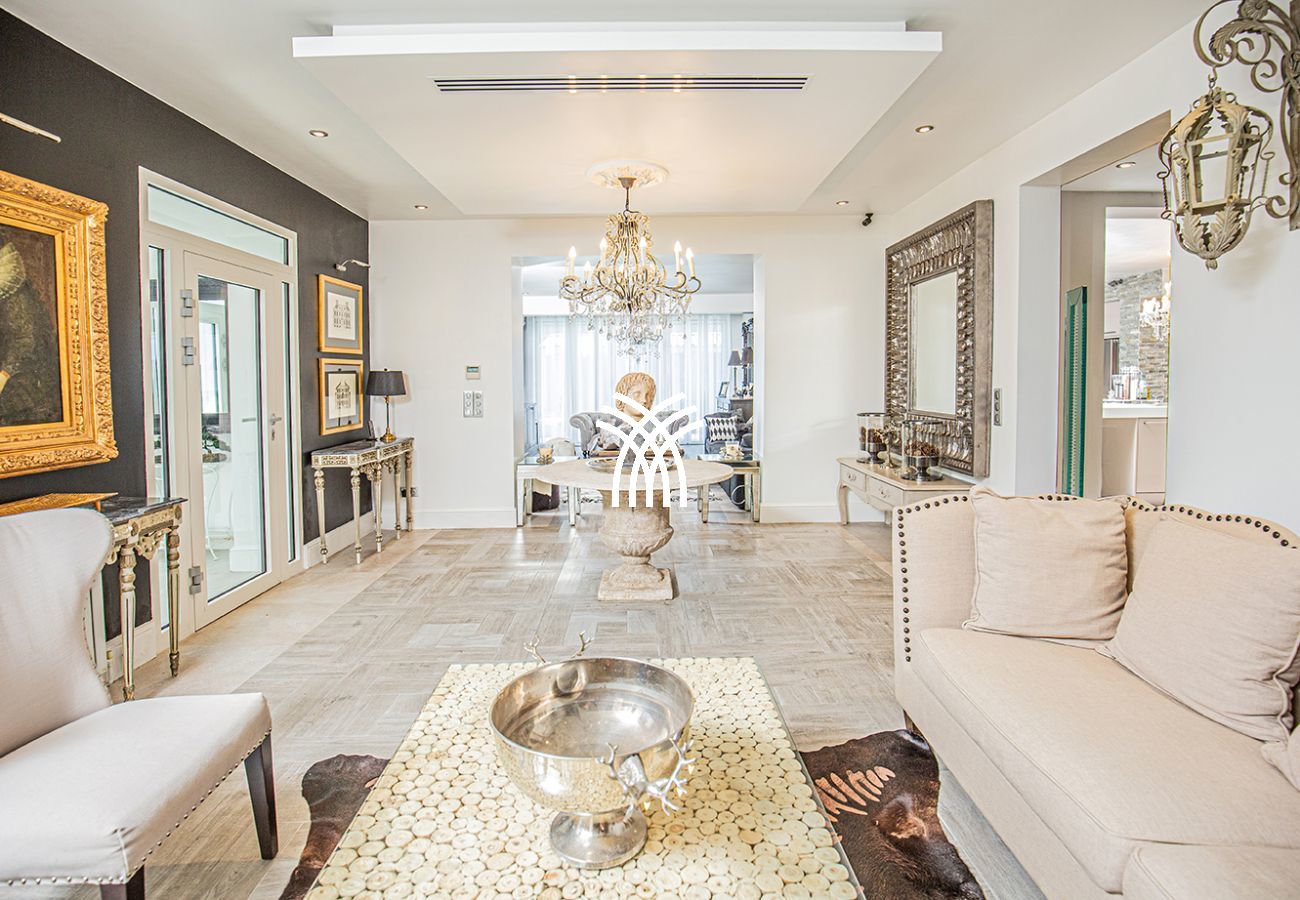 Villa in Antibes - Cinderella