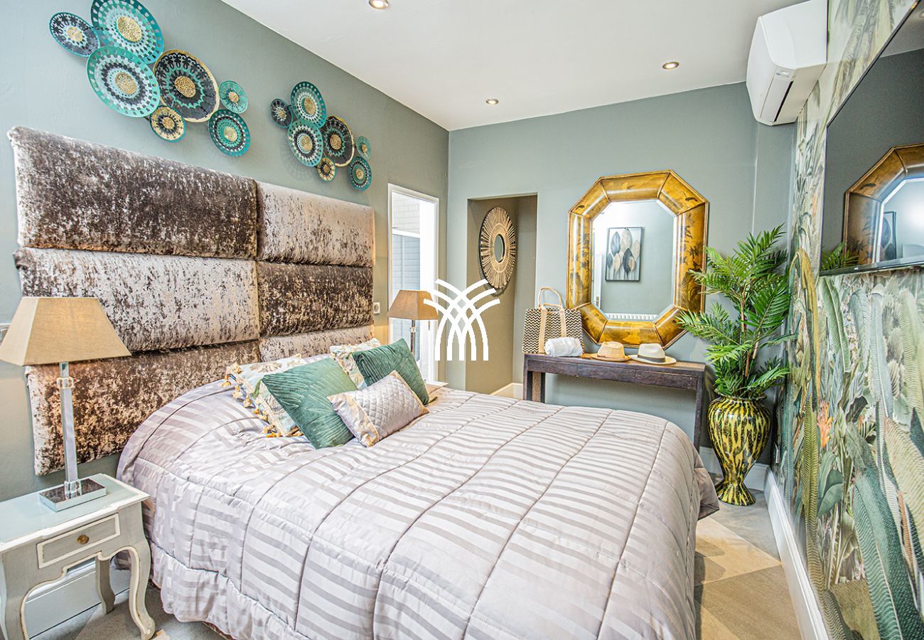 Villa in Antibes - Cinderella