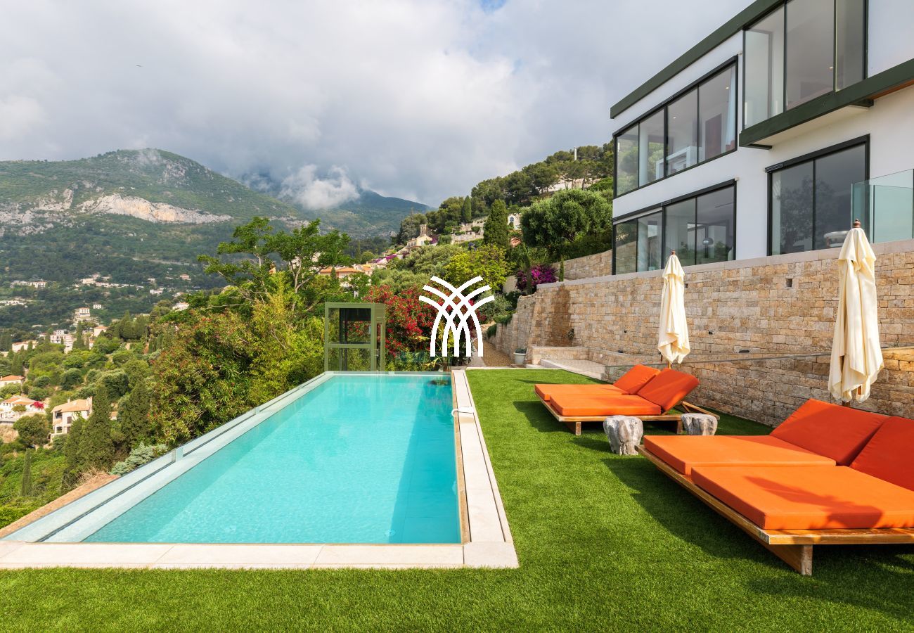 Villa in Roquebrune-Cap-Martin - Les Oliviers CDA
