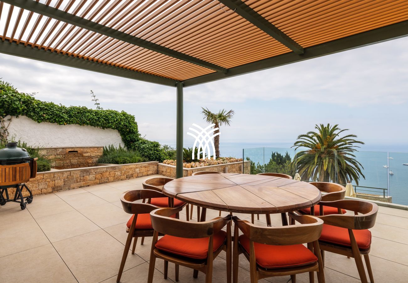 Villa in Roquebrune-Cap-Martin - Les Oliviers CDA