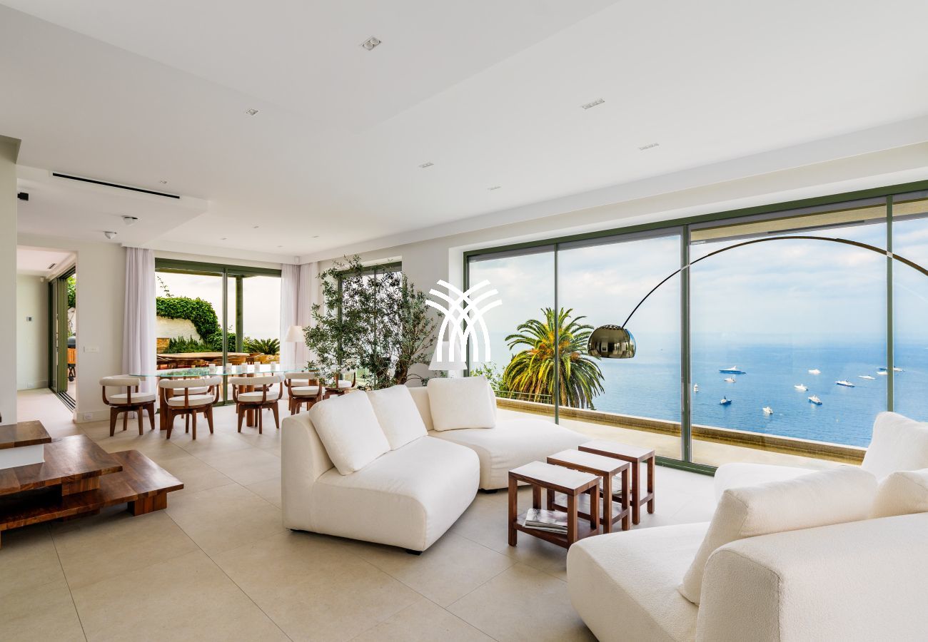 Villa in Roquebrune-Cap-Martin - Les Oliviers CDA