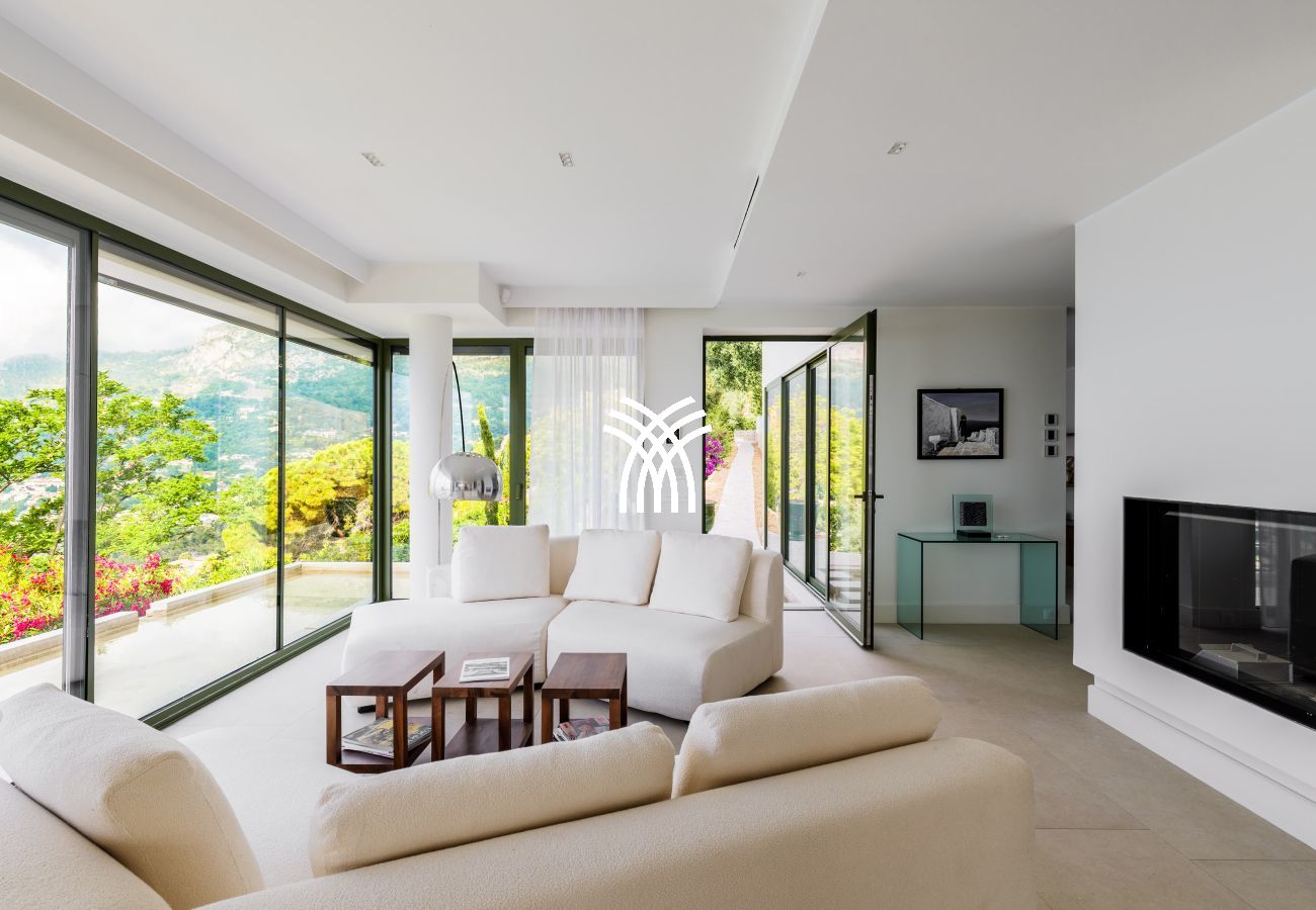 Villa in Roquebrune-Cap-Martin - Les Oliviers CDA