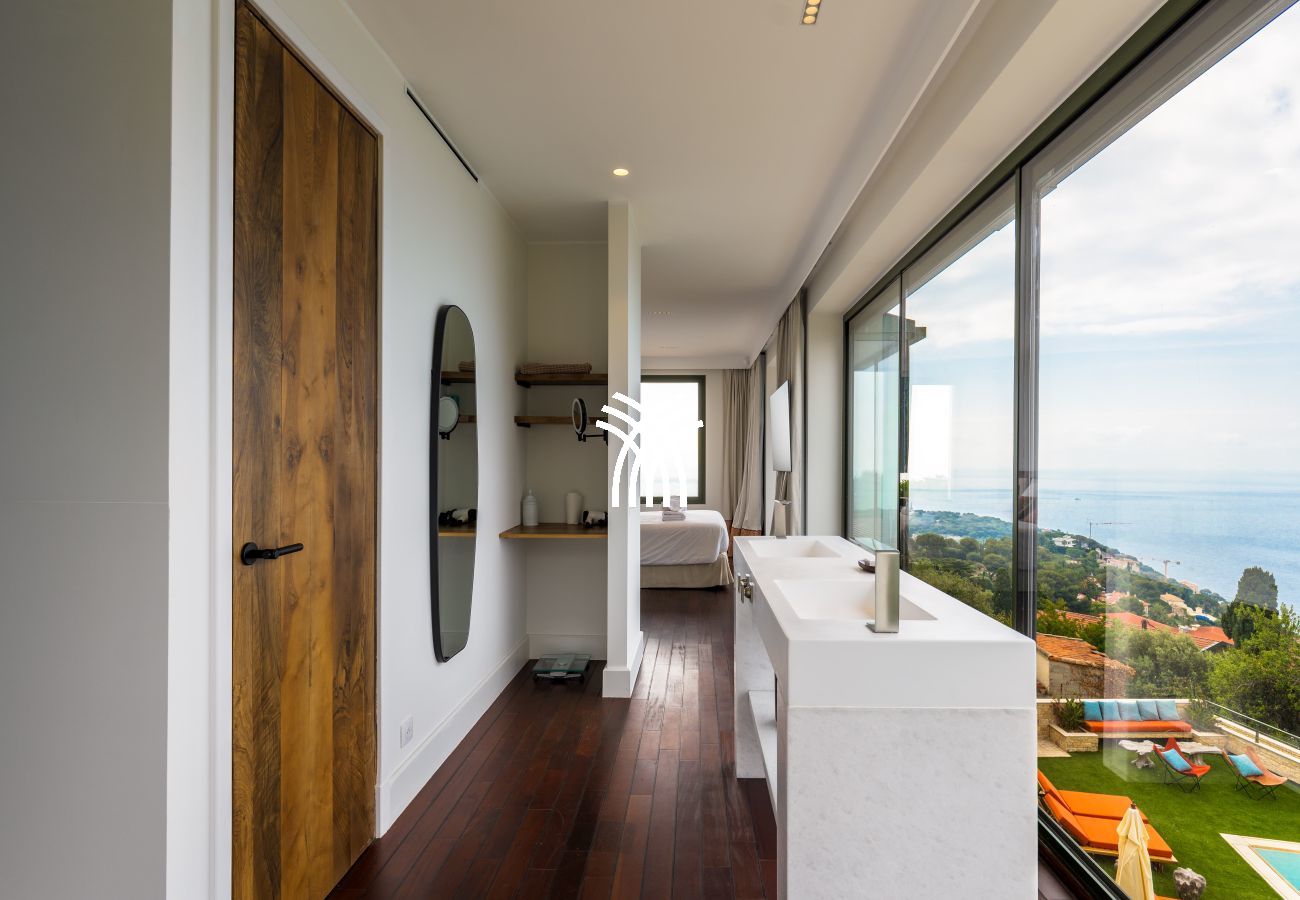 Villa in Roquebrune-Cap-Martin - Les Oliviers CDA