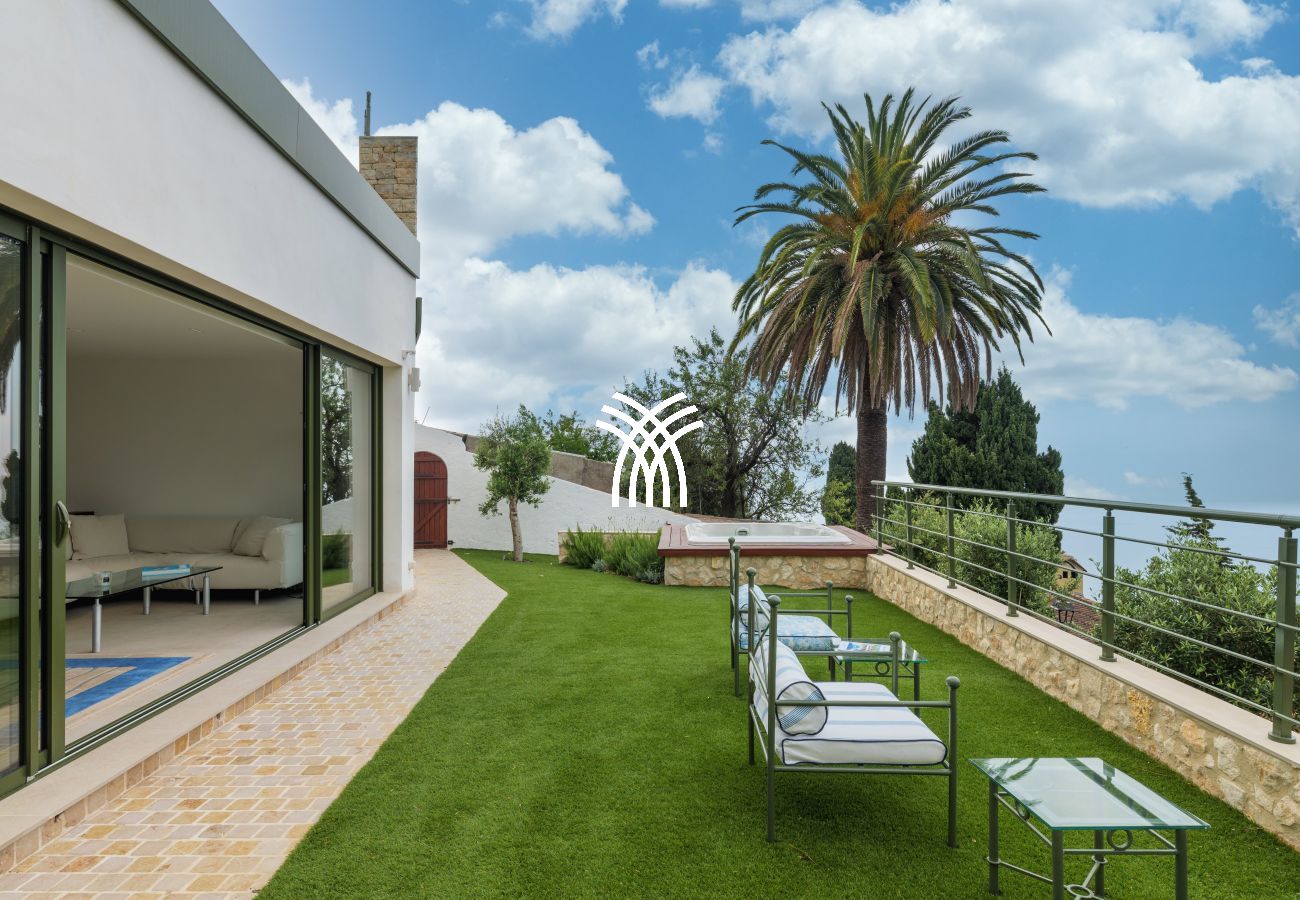 Villa in Roquebrune-Cap-Martin - Les Oliviers CDA