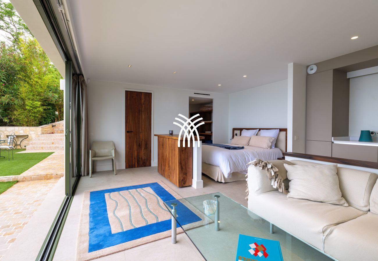 Villa in Roquebrune-Cap-Martin - Les Oliviers CDA