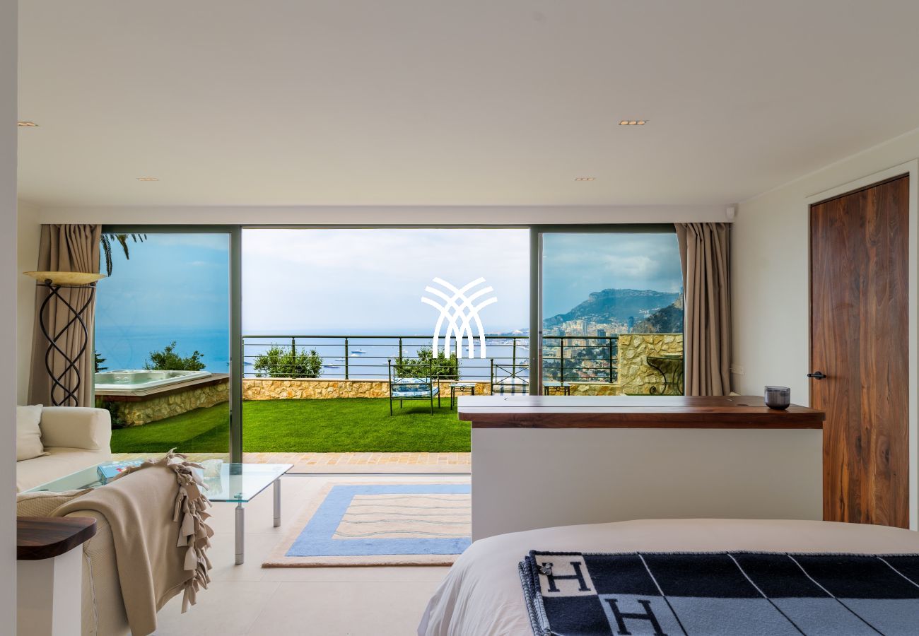 Villa in Roquebrune-Cap-Martin - Les Oliviers CDA