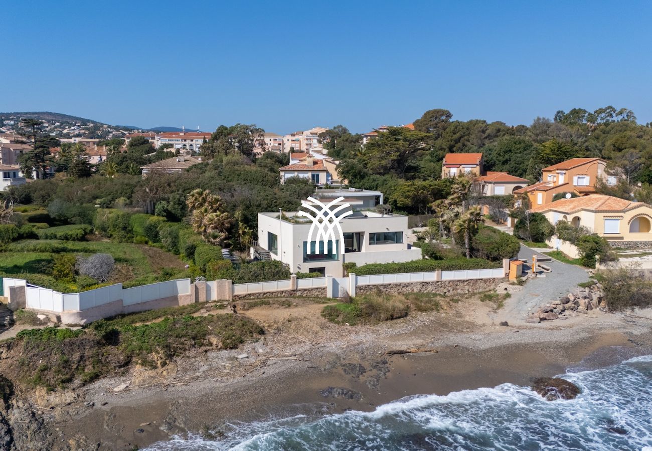 Villa in Saint-Aygulf - Remi