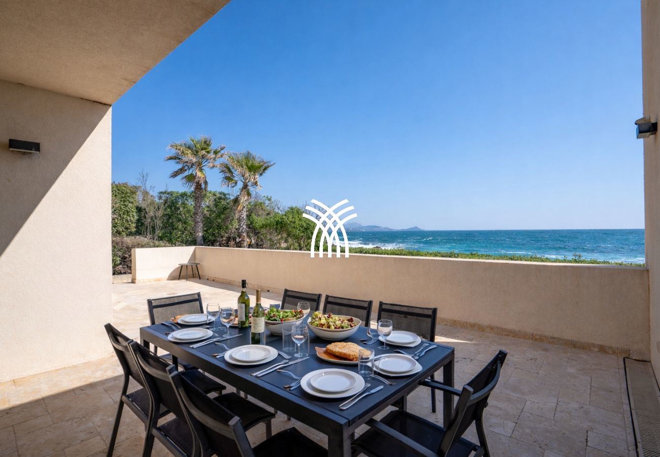 Villa in Saint-Aygulf - Remi