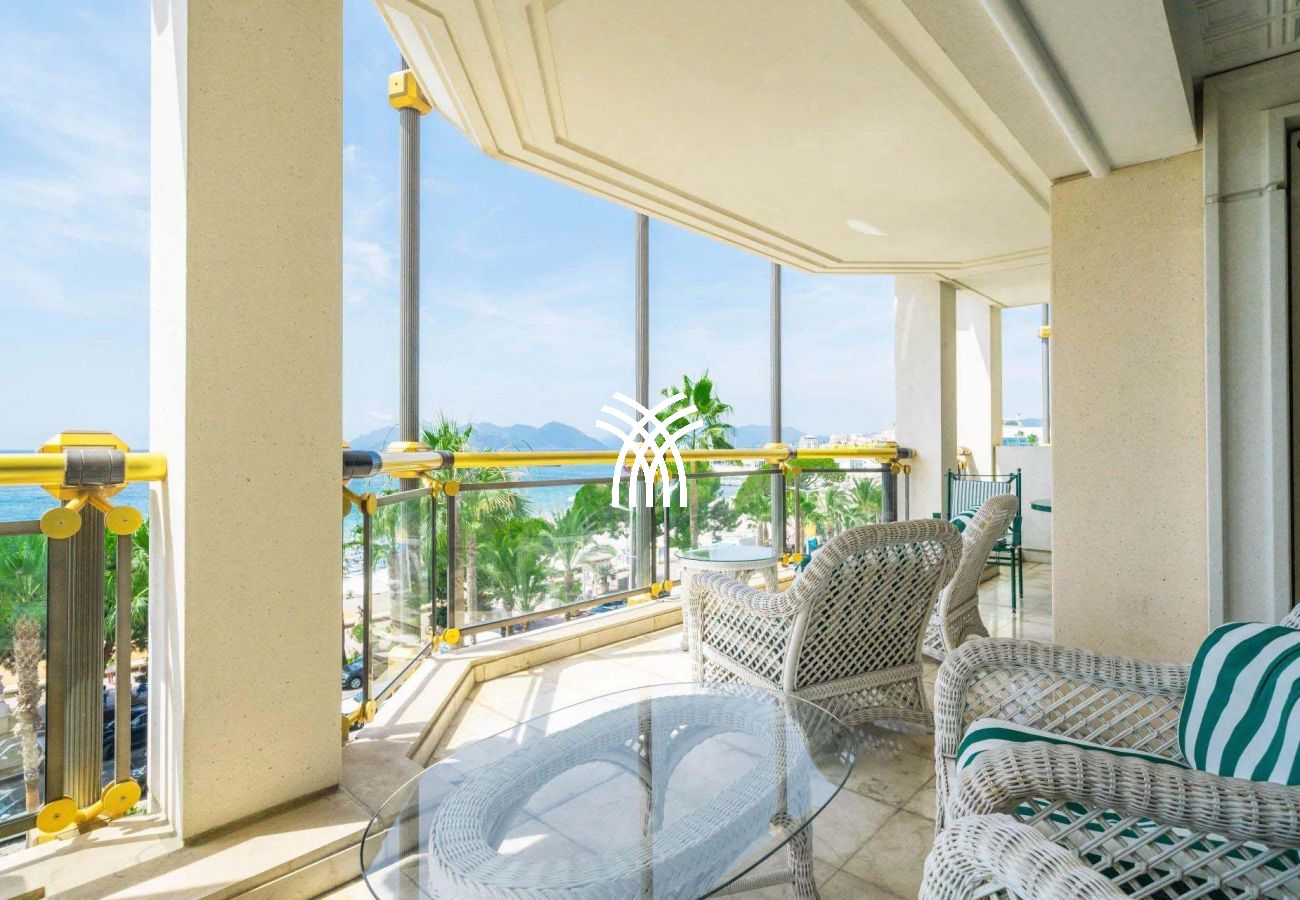 Apartment in Cannes - Prakto