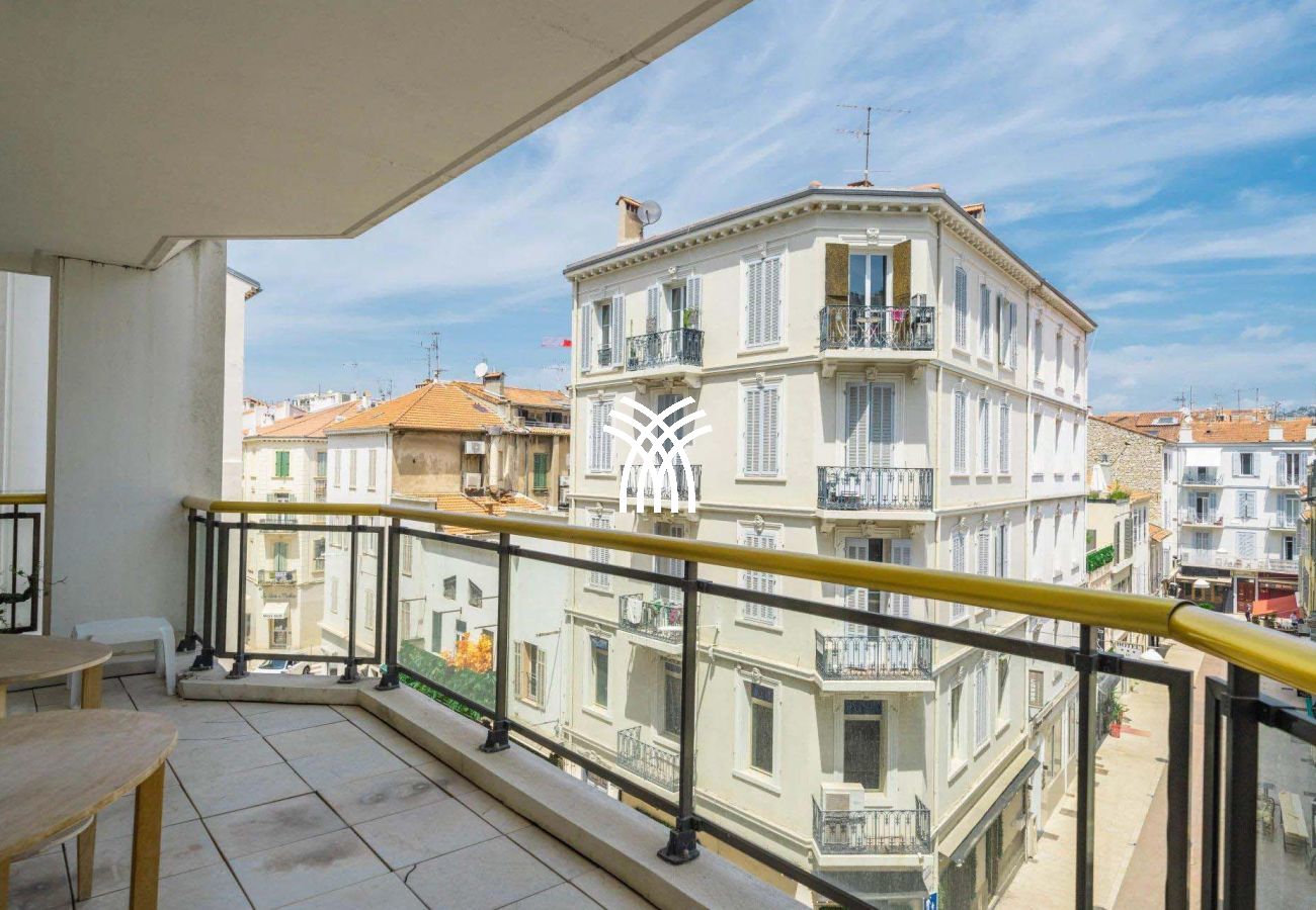 Apartment in Cannes - Prakto
